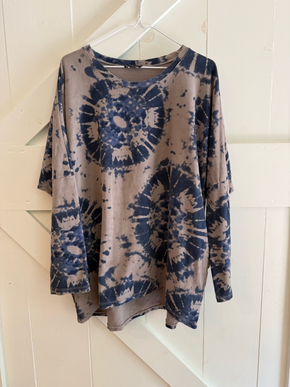 Bella Amore Tie Dye‎ Oversized Tunic Top S/M Blue Taupe Long Sleeve Pocket Tee
